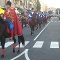 Defile konjanika kroz grad: Večeras u Požarevcu otvorene jubilarne LJubičevske konjske igre (foto)
