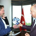 A od čika redžepa fudbalska lopta: Erdogan pozvao Maska da otvori fabriku u Turskoj i dao poklon njegovom sinu X Æ a-12…
