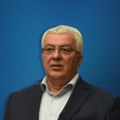 “Tvrdi da su Srbi u Crnoj Gori bliži Srbima iz okruženja nego Crnogorcima”: Ko je Andrija Mandić, novi predsednik…
