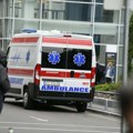 U Zagrebu sa zgrade policije pala skela: Na terenu vatrogasci i Hitna pomoć