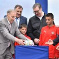 Lopta kao kamen temeljac i poruka Vučića: „Finale Lige Evrope na Nacionalnom stadionu“