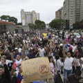 Masovne demonstracije zbog izborne krađe: „Sloboda, sloboda“