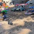 Ljubavnici uhvaćeni na delu i to na plaži "Smeškaju se sve vreme i hop"