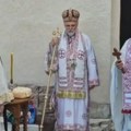 Mitropolit Teodosije i vladika Grigorije se obratili iz Banjske (VIDEO)