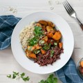 Popis hrane i namirnica koje nadimaju: Nutricionistkinja Babić otkriva šta da radimo i kako da jedemo