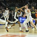 "Ledej dobacivao, a Panter ljulju rekao nešto u facu dok je driblao"! Musa izneo nove detalje o čuvenoj tuči: Partizan bi nas…