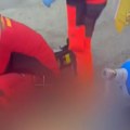 Lekar na ulici izveo složenu operaciju na otvorenom srcu: Za 7 minuta pacijentu otvorio grudni koš i zašio srce, nezapamćen…