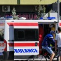 Burna noć u Beogradu! Mladić (22) kolima sleteo sa Pančevačkog mosta, Hitna pomoć odmah intervenisala
