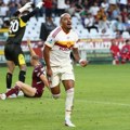 Roma perfektna 4/4 - Komo savladao Parmu