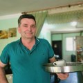 U kafani „Stara lipa” u dragačevskom selu Kotraža kafa tri puta jeftinija nego u prestonici i u ostalim turističkim…