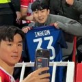 Hvang na derbiju dobio podršku sa suprotne strane sveta: Južnokorejci došli da podrže svoju zvezdu