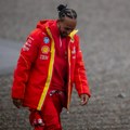 Nevolje u raju! Luis Hamilton brutalno isprozivao svoj tim usred trke! Ferari puca po šavovima!