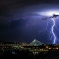 Novi talas oluja pred Srbijom; Poznato kada stiže otopljenje