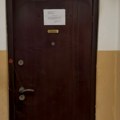 Od stana ostala samo vrata: Majka i ćerka poginule u požaru u Rakovici: Policija zapečatila ulaz (foto)