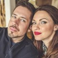 "Завет који ћу чувати док дишем" Љубавна прича Николе Роквића и Бојане Баровић: Судбоносни сусрет из ријалитија променио им…