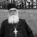 Upokojio se arhimandrit Sava: Više od 63 godine posvetio Manastiru Rača