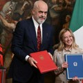 U Albaniji nezadovoljni zbog sporazuma sa Italijom
