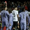 Neviđeno u istoriji fudbala: sudija svirao kraj dok je Real davao gol za pobedu (video)