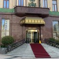 Radnik hotela "Moskva" prijavio da je našao sumnjivu torbu Policija obavila uviđaj, reč o "lažnoj uzbuni" (foto)