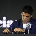 Luis Suarez plakao na konferenciji i najavio kraj reprezentativne karijere