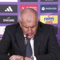 Бизарна сцена на конференцији Жељка Обрадовића: Спустио поглед и ћутао, а онда му се обратио портпарол