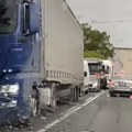 Zaobilazite ovaj deo Srbije u širokom luku: Usnimljene kilometarske kolone, vozila gotovo da ne mrdaju