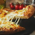 Italija se suočava sa kritikama - dodatno naplaćuje picu bez paradajza