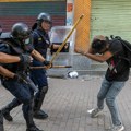 Trinaestoro mrtvih na protestima u Nepalu