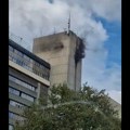 Požar u zgradi Elektroprivrede Srbije, na licu mesta više vatrogasnih vozila