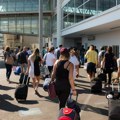 Vazdušni saobraćaj u kolapsu: 8.000 letova odloženo širom Amerike zbog finansijske blokade