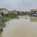 Шаиновац: осам породица угрожено због изливања потока – привремена решења не заустављају поплаве