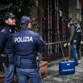 Srbin pokušao filmsku pljačku u centru Verone i sa vrednim plenom bežao od policije: Razbio izlog pa usledila potera…