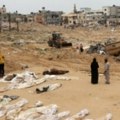 Šta se zna o masovnim grobnicama u Gazi?