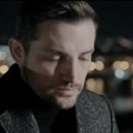 Mirza Selimović rasplakao sve novom pesmom posvećenoj preminuloj majci - Rodjena moja (VIDEO)