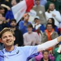 Novak mu spustio slušalicu, sada je 6. teniser sveta doživeo debakl na startu: Veteran pokazao klasu u Šangaju