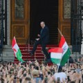 (VIDEO) Novi mađarski ministar ponovo privukao pažnju svojim plesom tokom inauguracije Mađara