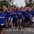 (Video) Los anđeles u bojama i zvuku Bosne i Hercegovine: Navijači „zmajeva” preplavili ulice Grada anđela pred duel sa…