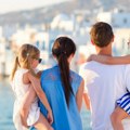 Mislili su da štede, a onda su platili stotine evra: Jedna stvar može da vam uništi letovanje u Grčkoj