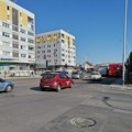 Prekršajna prijava protiv maloletnika zbog bacanja zastava SNS-a