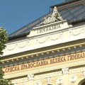 Direktor Jovine gimnazije ne prihvata odluku suda o vraćanju suspendovanih na posao, traži izuzeće sudija