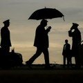 Da li je američki predsednik promenio boju kose? Društvene mreže bruje zbog Trampovog drugačijeg izgleda