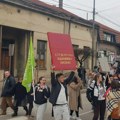 Studenti krenuli kućama, taksisti došli po njih