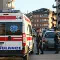 U dva udesa, u razmaku od samo tri minuta, povređeni devojka (23) i mladić (35)! Hitna pomoć intervenisala 33 puta na javnim…
