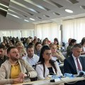 Veštačka inteligencija nije bauk: Obuka za opštinare i prosvetare