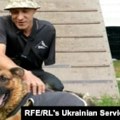 Veteran bez ruke iz Ukrajine pronalazi mir uz pse