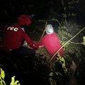 Spasioci Gorske službe iz Niša spasili baku koja se čuvajući koze izgubila u šumi nadomak Surdulice