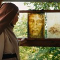 Naučnici zanemeli: DNK analiza otkrila ko je sve dodirivao Torinski pokrov u kojem je navodno sahranjen Isus Hrist