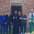 Rukovodstvo UKC Niš, gradonačelnik Pavlović i mitropolit Arsenije obišli pravoslavne volontere: "Briga o čoveku je suština…