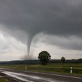 Tornado protutnjao Nemačkom: Jedna osoba poginula, desetine kuća oštećene