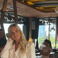 Dado Polumenta došao na važan projekat sa kolegom: Prelepa supruga sve vreme sa njim, očarala lepotom prisutne
